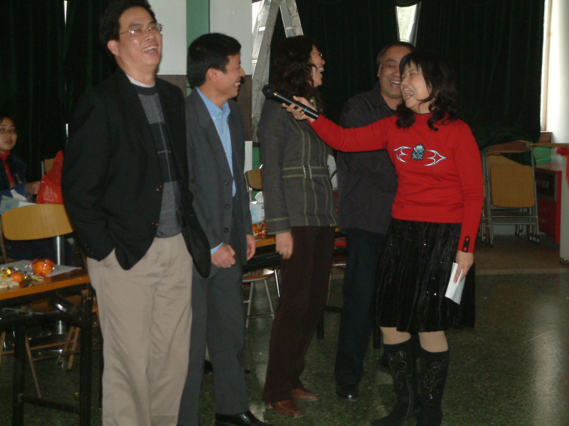 轻歌曼舞，风华尽展 