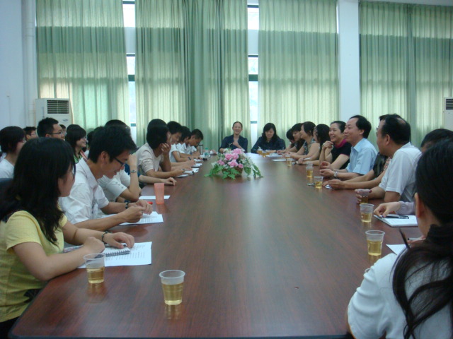 情牵珠海 服务育人 