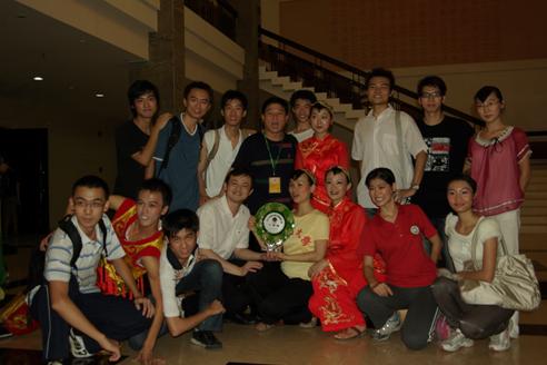 化院舞蹈 再创辉煌 