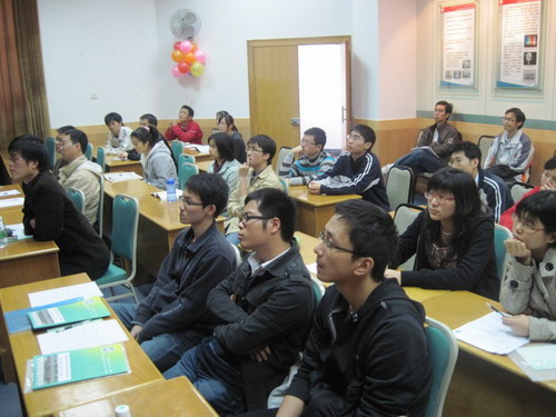 促学术之交流 攀科研之新峰 