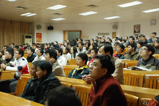 做人，做事，做学问-——走近中国科学院院士陈小明教授 