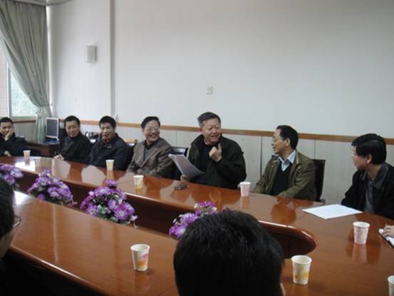 学校党委任命毛宗万同志为我院院长 