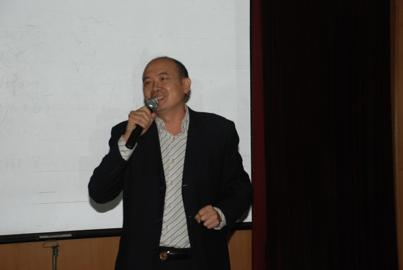 团结一心，共谋发展 