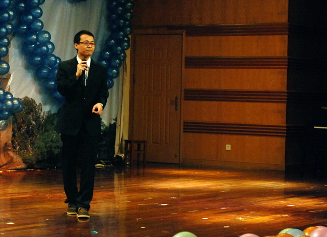 下一站，绽放-- ——记化学与化学工程学院2010年送旧晚会 