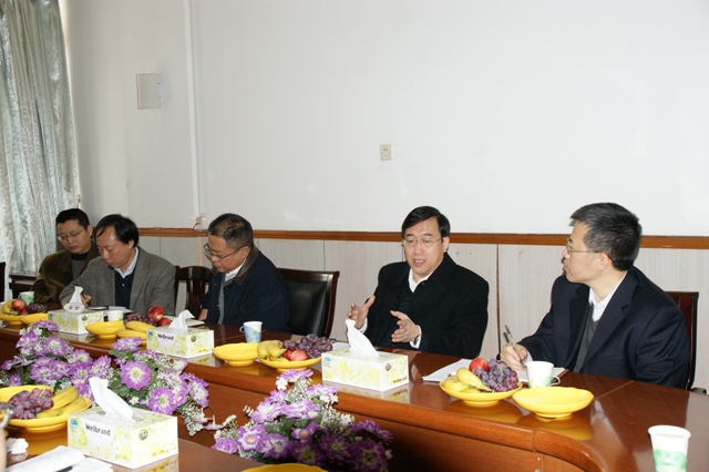 许宁生校长一行莅临我院调研 