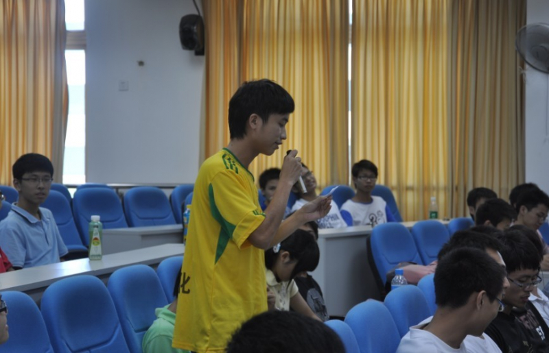 严谨科学•求实创新——记2011年中山大学大学生化学实验竞赛 