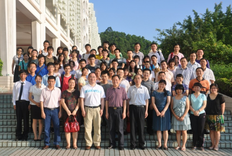 严谨科学•求实创新——记2011年中山大学大学生化学实验竞赛 