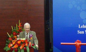 中山大学Lehn功能材料研究所启动仪式暨国际先进功能材料研讨会成功召开 