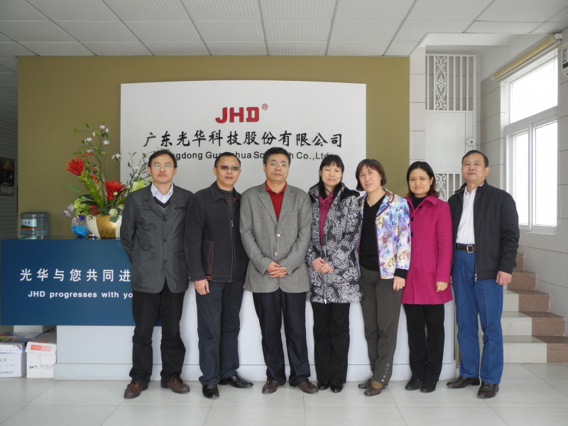 学院领导带队考察汕头企业，探讨校企合作新模式 