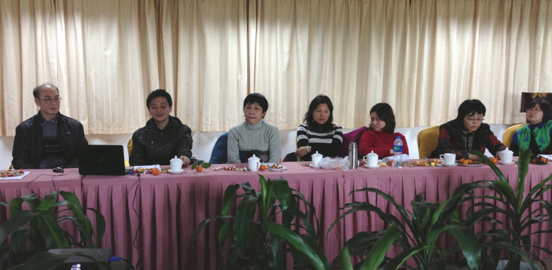 我院成功举行研究生仪器拓展课程与教材研讨会 