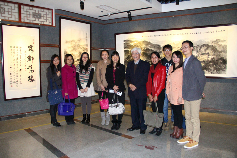 家乡情缘——记62级校友陈珍书山水画展 