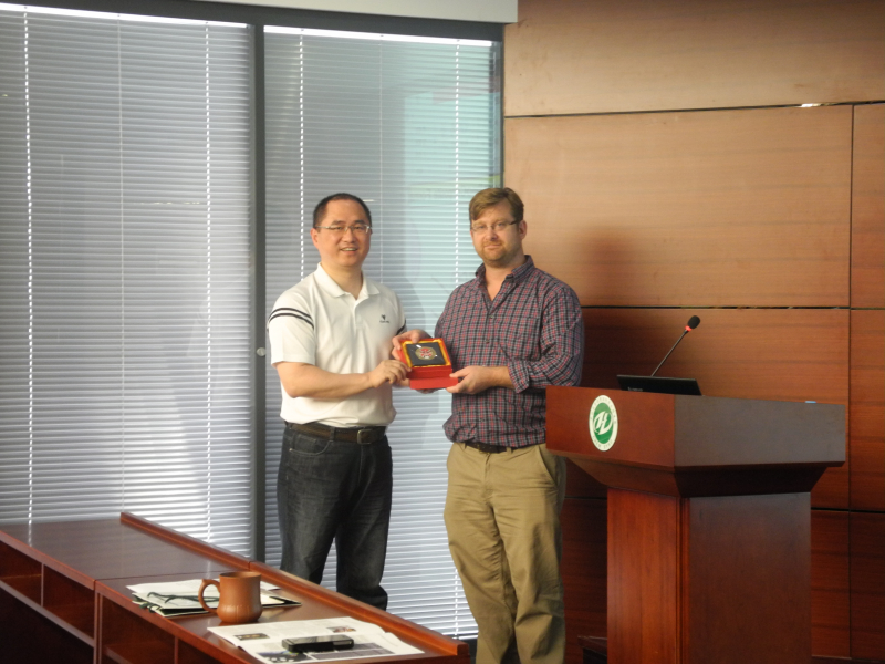 英国伯明翰大学化学系主任Jon Preece教授来访 