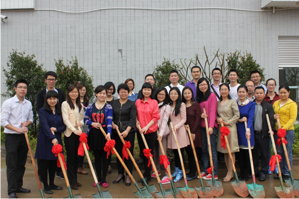 推进党群活动建设 深化沟通发展