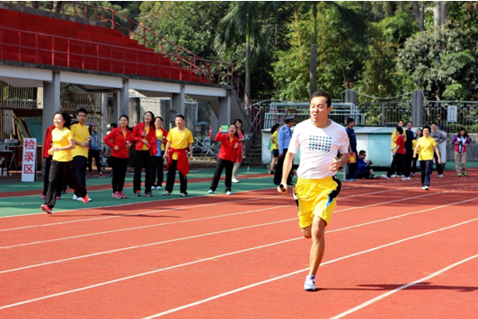 我院教职工积极参加中山大学90周年校庆体育节教工运动会 