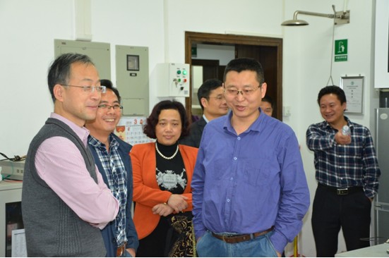 环境与能源化学广东普通高校重点实验室”验收会顺利召开 