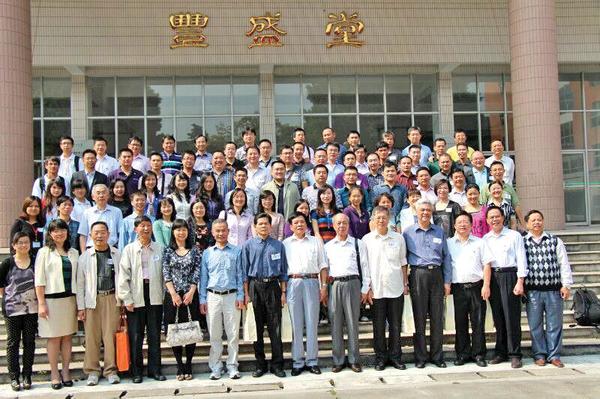 “我不算一个成功者，只是一个追求者”——化学与化学工程学院1993级校友王博的创业故事