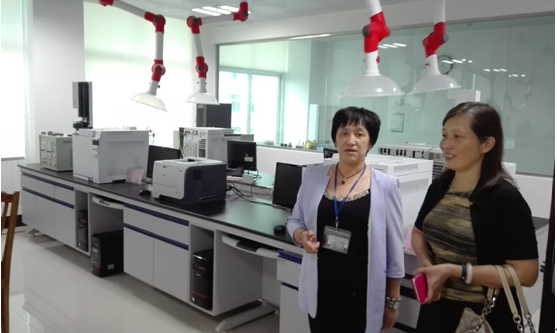 实验中心党支部参访校外单位纪实