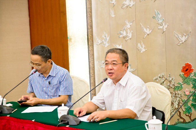 学院召开中山大学化学学科发展战略研讨会 